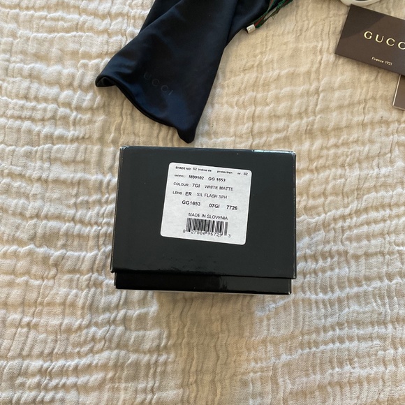 Gucci Ski/SnowBoarding Goggles - Picture 7 of 8